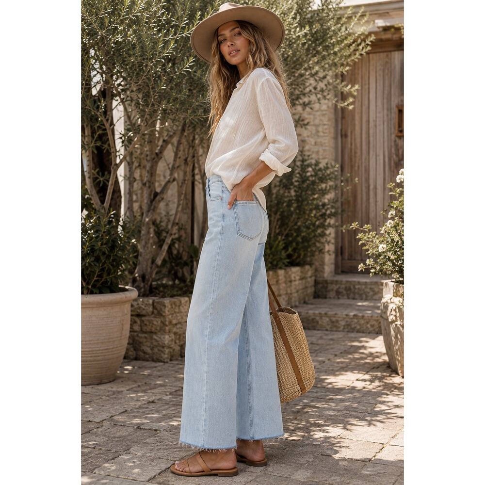 NWT PAIGE Anessa 31 High Rise Wide Leg Jeans Suki Distressed Raw Hem Luxury 31 - Picture 2 of 14